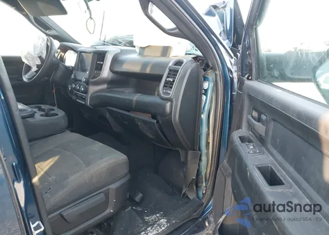 2021 Ram 2500 Tradesman 4X4 6'4 Box from USA, damaged, VIN 3C6UR5CJ8MG659767